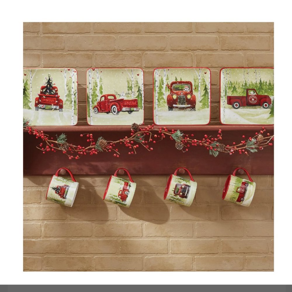 Set of  4 Christmas Vacation Square Plates by Park Designs /Karen Cruden